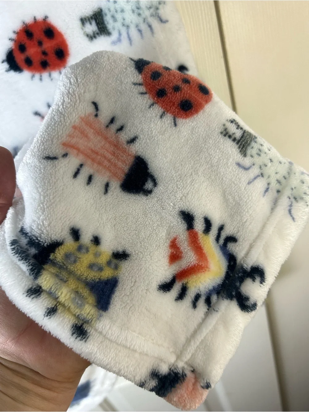 SL Home Fashions Bug Baby Blanket White Pink Red Blue Yellow Creepy Crawlers